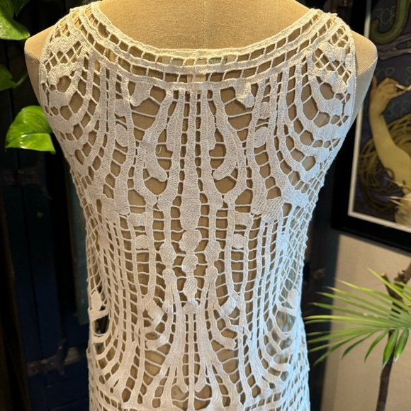 Urban Outfitters Crochet Lace Fringed Cotton Bohemian Beach 70’s vibe tank - Picture 10 of 12